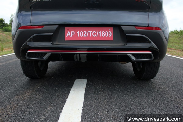 ಫಸ್ಟ್ ಡ್ರೈವ್ ರಿವ್ಯೂ: ಕಂಪ್ಯಾಕ್ಟ್ ಎಸ್‌ಯುವಿ ಮಾರಾಟದಲ್ಲಿ ಹೊಸ ಸಂಚಲನ ಸೃಷ್ಠಿಸುತ್ತಾ ಕಿಯಾ ಸೊನೆಟ್?