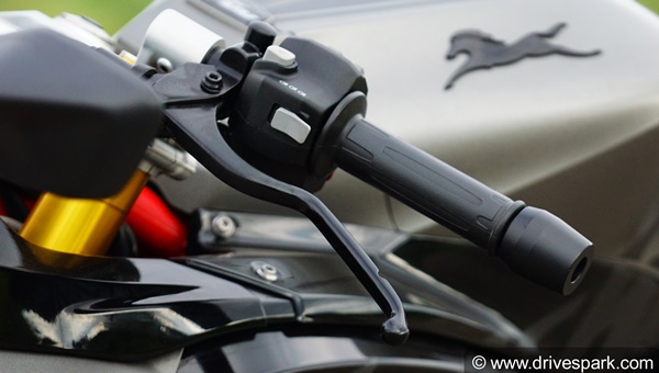 ಫಸ್ಟ್ ರೈಡ್ ರಿವ್ಯೂ: ರೇಸ್ ಟ್ರ್ಯಾಕ್‌ನಿಂದ ರೋಡಿಗಿಳಿದ 2020ರ ಟಿವಿಎಸ್ ಅಪಾಚೆ ಆರ್‌ಆರ್310