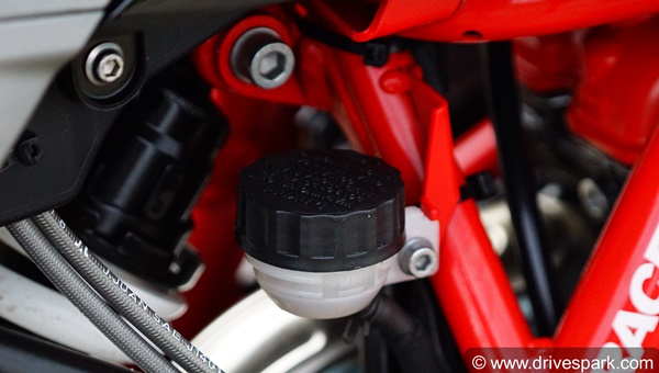 ಫಸ್ಟ್ ರೈಡ್ ರಿವ್ಯೂ: ರೇಸ್ ಟ್ರ್ಯಾಕ್‌ನಿಂದ ರೋಡಿಗಿಳಿದ 2020ರ ಟಿವಿಎಸ್ ಅಪಾಚೆ ಆರ್‌ಆರ್310