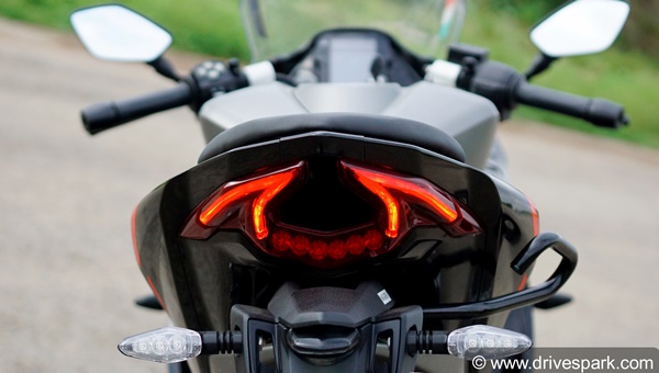 ಫಸ್ಟ್ ರೈಡ್ ರಿವ್ಯೂ: ರೇಸ್ ಟ್ರ್ಯಾಕ್‌ನಿಂದ ರೋಡಿಗಿಳಿದ 2020ರ ಟಿವಿಎಸ್ ಅಪಾಚೆ ಆರ್‌ಆರ್310