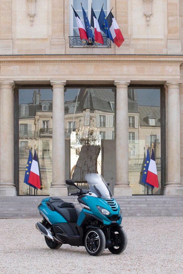 ಫ್ರಾನ್ಸ್ ಅಧ್ಯಕ್ಷರ ಭದ್ರತಾ ಪಡೆ ಸೇರಿದ ಮಹೀಂದ್ರಾ ಕಂಪನಿಯ ಸ್ಕೂಟರ್