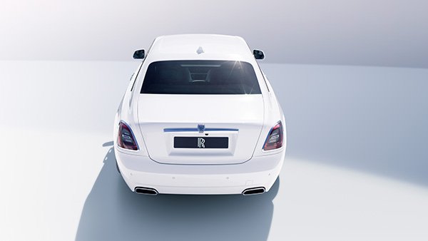 ಹೊಸ ತಲೆಮಾರಿನ ಘೋಸ್ಟ್ ಸೆಡಾನ್ ಕಾರನ್ನು ಅನಾವರಣಗೊಳಿಸಿದ ರೋಲ್ಸ್ ರಾಯ್ಸ್