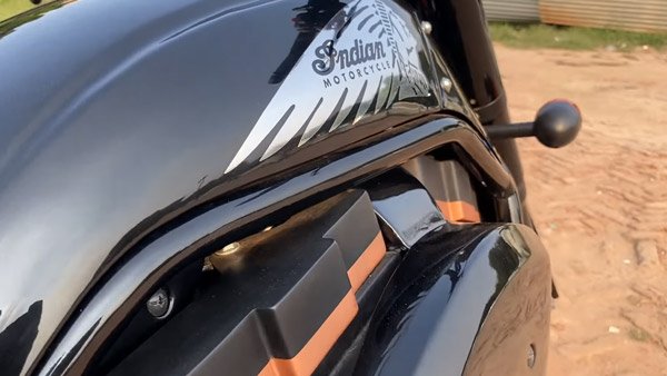 ಇಂಡಿಯನ್ ಸ್ಕೌಟ್ ಬೈಕಿನಂತೆ ಮಾಡಿಫೈಗೊಂಡ ಥಂಡರ್ ಬರ್ಡ್