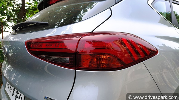 ಹ್ಯುಂಡೈ ಟ್ಯೂಸಾನ್ ಫಸ್ಟ್ ಡ್ರೈವ್ ರಿವ್ಯೂ: ಮಿಡ್ ರೇಂಜ್ ಸೆಗ್ ಮೆಂಟಿನಲ್ಲಿ ಹೊಸ ಅಲೆ ಎಬ್ಬಿಸಲಿದೆಯಾ ಹ್ಯುಂಡೈ ಟ್ಯೂಸಾನ್?