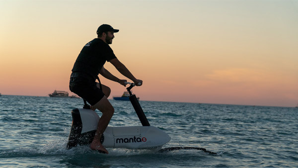 ನೀರಿನ ಮೇಲೆ ಸರಾಗವಾಗಿ ಚಲಿಸುತ್ತದೆ ಈ ವಾಟರ್ ಸೈಕಲ್