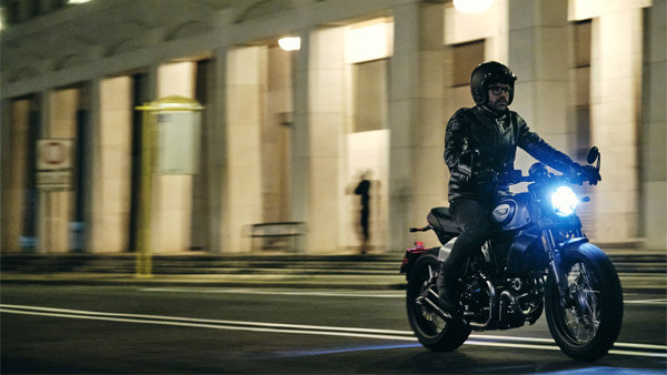 ಅನಾವರಣವಾಯ್ತು 2021ರ ಡುಕಾಟಿ ಸ್ಕ್ರ್ಯಾಂಬ್ಲರ್ ನೈಟ್‌ಶಿಫ್ಟ್ ಬೈಕ್