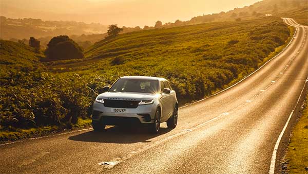 ಹೊಸ ಫೀಚರ್‌‌ಗಳನ್ನು ಪಡೆದುಕೊಂಡ 2021ರ ರೇಂಜ್ ರೋವರ್ ವೆಲಾರ್ ಎಸ್‍ಯುವಿ