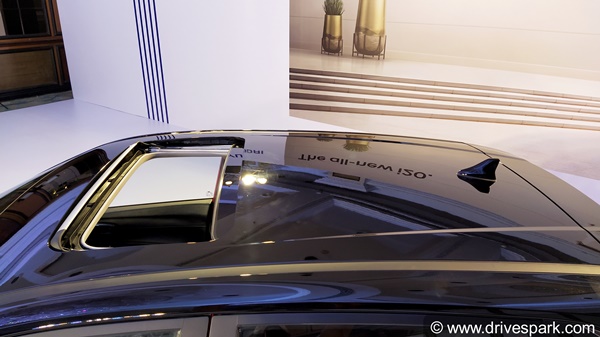 ಹ್ಯುಂಡೈ ಐ 20 ಫಸ್ಟ್ ಲುಕ್ ರಿವ್ಯೂ: ಪ್ರತಿಸ್ಪರ್ಧಿ ಕಾರುಗಳನ್ನು ಹಿಂದಿಕ್ಕಲಿದೆಯೇ ಈ ಹೊಸ ಕಾರು?