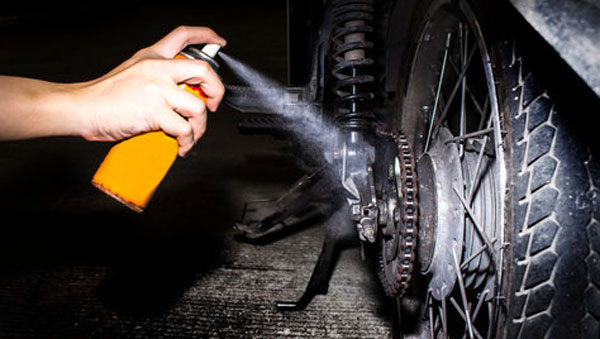 ಬೈಕ್ ಚೈನ್ ರಕ್ಷಣೆಗೆ ಸರಳ ವಿಧಾನಗಳಿವು