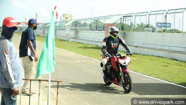 ಟಿವಿಎಸ್ ಯಂಗ್ ಮಿಡಿಯಾ ರೇಸರ್‌ನಲ್ಲಿ ಗಮನಸೆಳೆದ ಡ್ರೈವ್‌ಸ್ಪಾರ್ಕ್