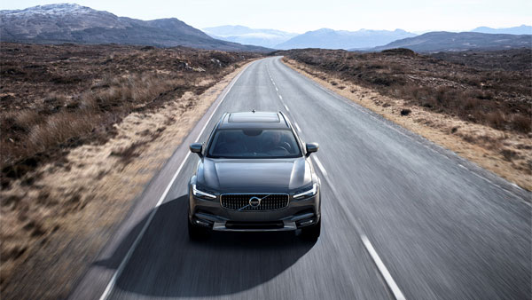 ಭಾರತದಲ್ಲಿ ವಿ90 ಕ್ರಾಸ್ ಕಂಟ್ರಿ ಕಾರು ಮಾರಾಟವನ್ನು ಸ್ಥಗಿತ