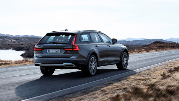 ಭಾರತದಲ್ಲಿ ವಿ90 ಕ್ರಾಸ್ ಕಂಟ್ರಿ ಕಾರು ಮಾರಾಟವನ್ನು ಸ್ಥಗಿತ