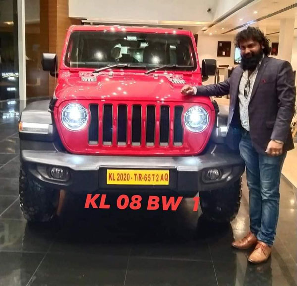 ಫ್ಯಾನ್ಸಿ ನಂಬರ್'ಗಾಗಿ ಲಕ್ಷಾಂತರ ರೂಪಾಯಿ ಖರ್ಚು ಮಾಡಿದ ಯುವ ಉದ್ಯಮಿ