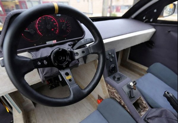 ತ್ಯಾಜ್ಯ ವಸ್ತುಗಳಿಂದ ಎಲೆಕ್ಟ್ರಿಕ್ ಕಾರ್ ತಯಾರಿಸಿದ ವಿದ್ಯಾರ್ಥಿಗಳು