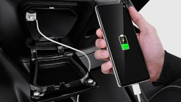 ಬಿಡುಗಡೆಯಾಯ್ತು ಹೊಸ ಯಮಹಾ ಏರಾಕ್ಸ್ 155 ಸ್ಕೂಟರ್