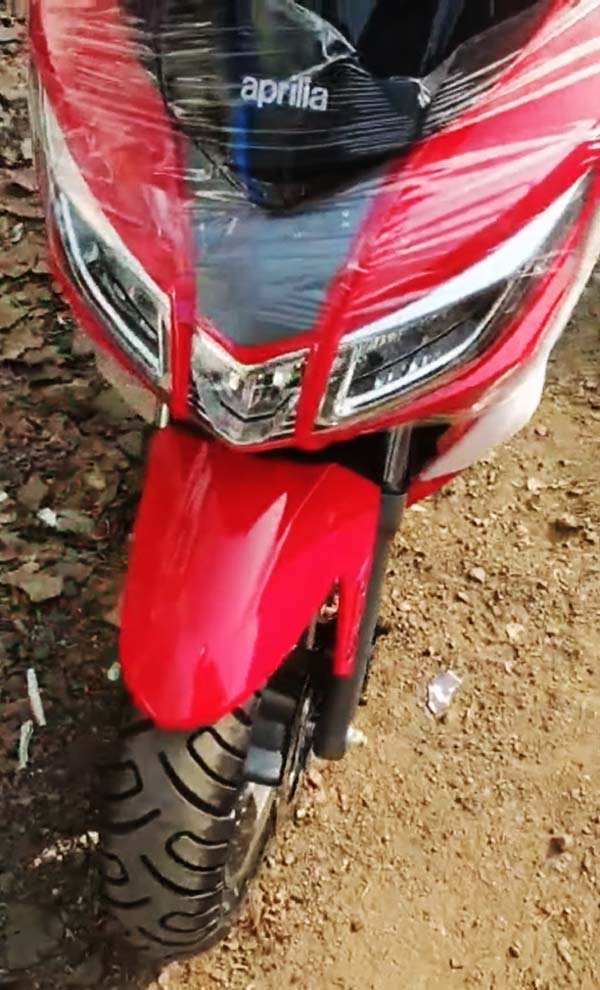 ಡೀಲರ್ ಬಳಿ ಕಾಣಿಸಿಕೊಂಡ ಹೊಸ ಎಪ್ರಿಲಿಯಾ ಎಸ್‌ಎಕ್ಸ್‌ಆರ್ 160 ಸ್ಕೂಟರ್