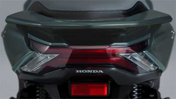 ಬಿಡುಗಡೆಯಾಯ್ತು 53 ಕಿ.ಮೀ ಮೈಲೇಜ್ ನೀಡುವ ಹೋಂಡಾ ಪಿಸಿಎಕ್ಸ್ 160 ಮ್ಯಾಕ್ಸಿ ಸ್ಕೂಟರ್