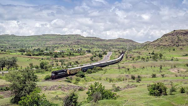 ರೈಲ್ವೆ ಪ್ರಯಾಣಿಕರ ಪ್ರಯಾಣವನ್ನು ಸ್ಮರಣೀಯವಾಗಿಸುತ್ತವೆ ಈ ಹೊಸ ಬೋಗಿಗಳು