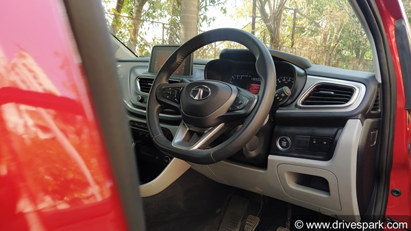 ಜನಪ್ರಿಯ ಟಾಟಾ ಆಲ್‌ಟ್ರೊಜ್ ಡೀಸೆಲ್ ವೆರಿಯೆಂಟ್ ರಿವ್ಯೂ