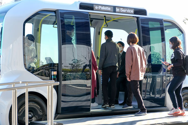 ಆಟೋಮ್ಯಾಟಿಕ್ ಆಗಿ ಚಲಿಸುತ್ತದೆ ಟೊಯೊಟಾ ಕಂಪನಿಯ ಈ ಎಲೆಕ್ಟ್ರಿಕ್ ವಾಹನ