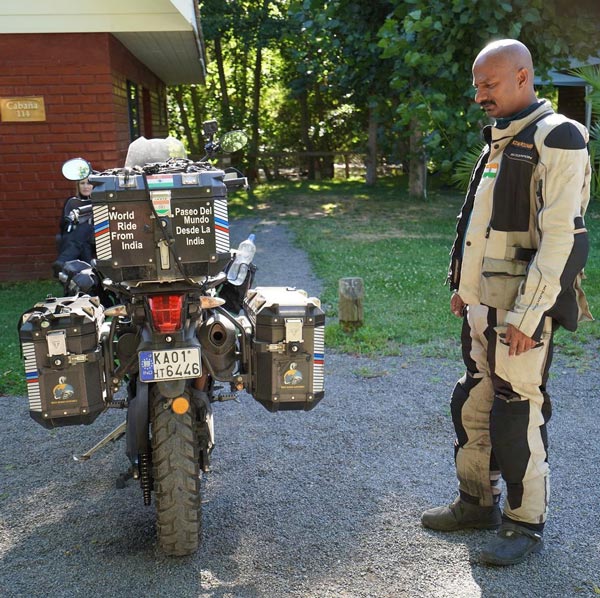 ರಾಜಸ್ಥಾನದಲ್ಲಿ ಒಂಟೆಗೆ ಡಿಕ್ಕಿ: ಬೆಂಗಳೂರಿನ ಖ್ಯಾತ ಬೈಕ್ ರೈಡರ್ ಸಾವು 