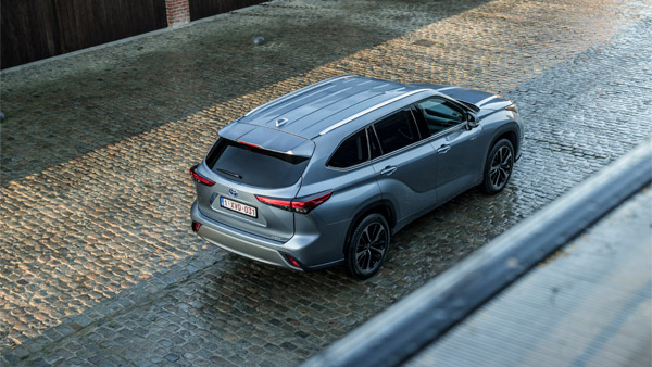 ಹೊಸ ಟೊಯೊಟಾ ಹೈಲ್ಯಾಂಡರ್ ಹೈಬ್ರಿಡ್ 7-ಸೀಟರ್ ಆವೃತ್ತಿ ಬಿಡುಗಡೆ