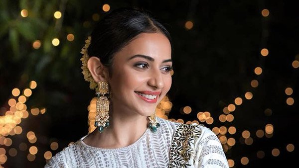 ಐಷಾರಾಮಿ ಕಾರಿನ ಬದಲು ಸೈಕಲ್ ಸವಾರಿಗೆ ಆದ್ಯತೆ ನೀಡಿದ ನಟಿ