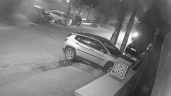 ಕ್ರೆಟಾ ಕಾರಿನಲ್ಲಿ ಬಂದು ಜೀಪ್ ಕಂಪಾಸ್ ಕಾರು ಕದ್ದ ಖದೀಮರು