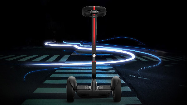 ಸ್ಟೀಯರಿಂಗ್ ವ್ಹೀಲ್ ಹೊಂದಿರುವ ಎಲೆಕ್ಟ್ರಿಕ್ ಸೆಗ್ವೆ ದ್ವಿಚಕ್ರ ವಾಹನ ಅನಾವರಣಗೊಳಿಸಿದ ಸಿಕ್ಟೊಯಾ