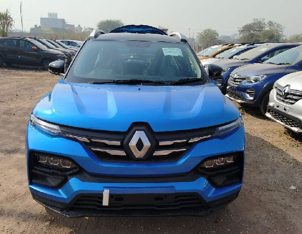 ಹೊಸ ಬಣ್ಣಗಳ ಆಯ್ಕೆಯೊಂದಿಗೆ ಡೀಲರ್ಸ್ ಯಾರ್ಡ್‌ನಲ್ಲಿ ಕಂಡುಬಂದ ರೆನಾಲ್ಟ್ ಕಿಗರ್ 