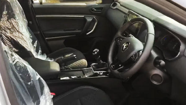 ಬಿಡುಗಡೆಗೂ ಮುನ್ನ ಡೀಲರ್ಸ್ ಯಾರ್ಡ್‌ನಲ್ಲಿ ಕಂಡುಬಂದ ರೆನಾಲ್ಟ್ ಕಿಗರ್