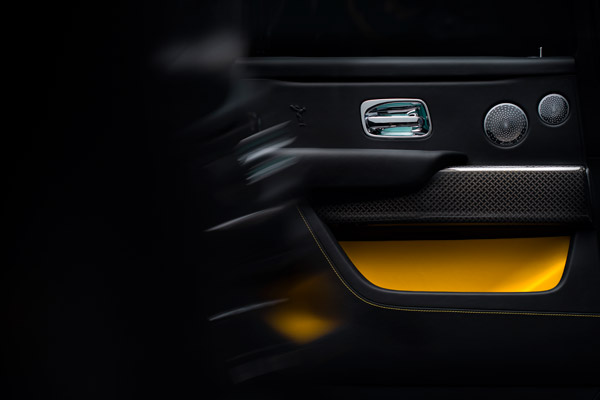 ರೂ.10 ಕೋಟಿಗೂ ಅಧಿಕ ಮೌಲ್ಯದ ಐಷಾರಾಮಿ ರೋಲ್ಸ್ ರಾಯ್ಸ್ ಕಾರು ಖರೀದಿಸಿದ ಮುಖೇಶ್ ಅಂಬಾನಿ