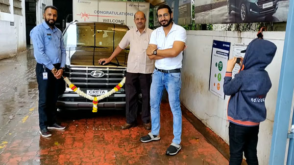 ತಂದೆಗೆ ನೆಚ್ಚಿನ ಕಾರನ್ನು ಉಡುಗೊರೆಯಾಗಿ ನೀಡಿದ ಮಗ