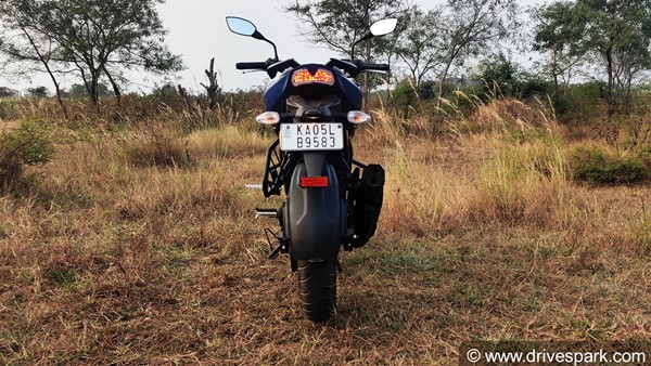 ಹೊಸ ಫೀಚರ್‍‍ಗಳೊಂದಿಗೆ ರಸ್ತೆಗಿಳಿದ 2021ರ ಅಪಾಚೆ ಆರ್‍‍ಟಿಆರ್ 200 4ವಿ ಬೈಕ್ ರಿವ್ಯೂ