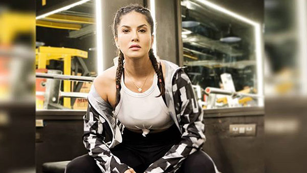 ಸನ್ನಿ ಲಿಯೋನ್ ಪತಿಯ ಕಾರಿನ ನಂಬರ್ ಬಳಸಿ ಸಿಕ್ಕಿ ಬಿದ್ದ ಐಷಾರಾಮಿ ಕಾರು ಮಾಲೀಕ