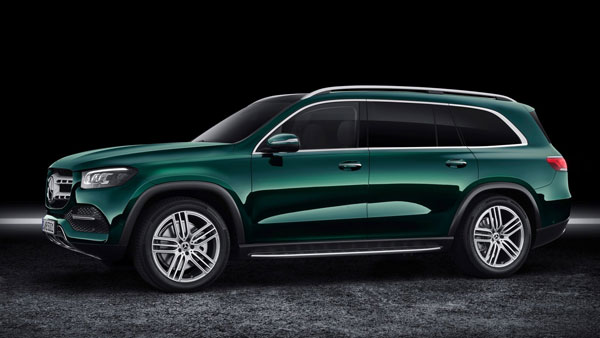 ಪತ್ನಿಯ ಹುಟ್ಟುಹಬ್ಬಕ್ಕೆ ಕೋಟಿ ಬೆಲೆಯ ಮರ್ಸಿಡಿಸ್ ಬೆಂಝ್ ಕಾರು ಗಿಫ್ಟ್ ನೀಡಿದ ಜನಪ್ರಿಯ ಬಾಲಿವುಡ್ ನಟ