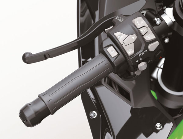 ಭಾರತದಲ್ಲಿ 2021ರ ಕವಾಸಕಿ ನಿಂಜಾ ಝಡ್ಎಕ್ಸ್-10ಆರ್ ಬೈಕ್ ಬಿಡುಗಡೆ