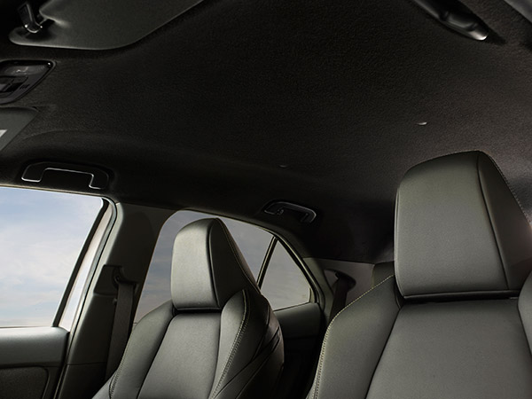 ಆಕರ್ಷಕ ವಿನ್ಯಾಸದ ಸಣ್ಣ ಅಡ್ವೆಂಚರ್ ಎಸ್‍ಯುವಿಯನ್ನು ಅನಾವರಣಗೊಳಿಸಿದ ಟೊಯೊಟಾ