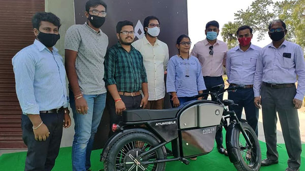 ಅತ್ಯುತ್ತಮ ಮೈಲೇಜ್ ನೀಡುವ ಅಟಮ್ 1.0 ಎಲೆಕ್ಟ್ರಿಕ್ ಬೈಕ್ ವಿತರಣೆ ಆರಂಭ