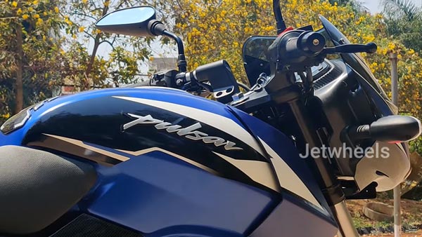 ಹೊಸ ಬಣ್ಣದ ಆಯ್ಕೆಯಲ್ಲಿ ಮಾರುಕಟ್ಟೆಗೆ ಲಗ್ಗೆ ಇಡಲು ಸಜ್ಜಾದ ಬಜಾಜ್ ಪಲ್ಸರ್ 180 ಬೈಕ್