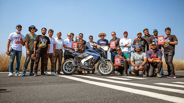 ಹೊಸ ರಾಷ್ಟ್ರೀಯ ದಾಖಲೆ ನಿರ್ಮಿಸಿದ ಪಲ್ಸರ್ ಎನ್‌ಎಸ್ 200 ಬೈಕ್