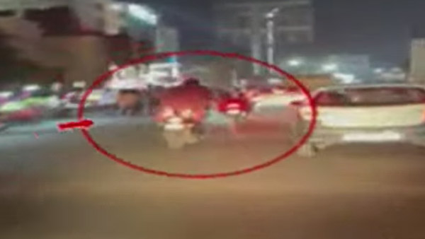 ಸಾರ್ವಜನಿಕ ರಸ್ತೆಯಲ್ಲಿ ಸ್ಟಂಟ್ ಮಾಡಿ ಸಿಕ್ಕಿ ಬಿದ್ದ ಬೈಕ್ ಸವಾರ