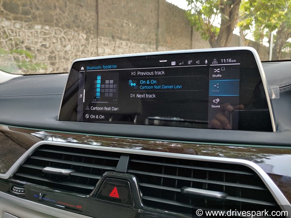 ಅತ್ಯಾಧುನಿಕ ತಂತ್ರಜ್ಞಾನಗಳನ್ನು ಒಳಗೊಂಡಿರುವ ಐಷಾರಾಮಿ ಬಿಎಂಡಬ್ಲ್ಯು 730ಎಲ್‌ಡಿ ಕಾರು ರಿವ್ಯೂ