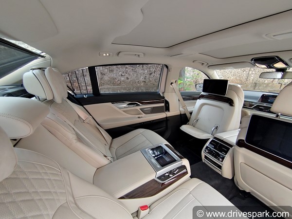 ಅತ್ಯಾಧುನಿಕ ತಂತ್ರಜ್ಞಾನಗಳನ್ನು ಒಳಗೊಂಡಿರುವ ಐಷಾರಾಮಿ ಬಿಎಂಡಬ್ಲ್ಯು 730ಎಲ್‌ಡಿ ಕಾರು ರಿವ್ಯೂ