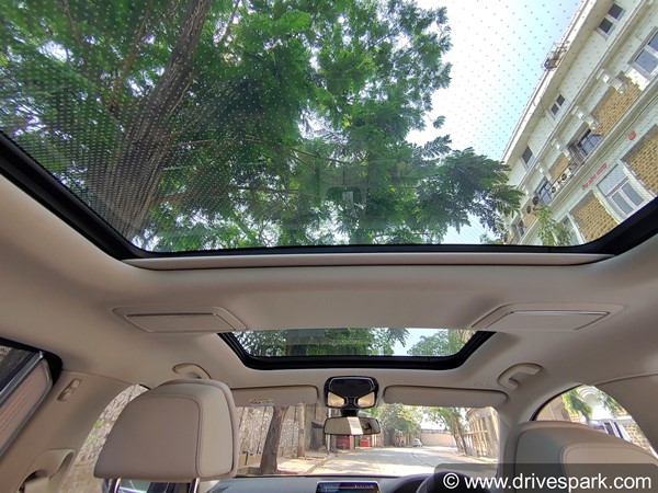 ಅತ್ಯಾಧುನಿಕ ತಂತ್ರಜ್ಞಾನಗಳನ್ನು ಒಳಗೊಂಡಿರುವ ಐಷಾರಾಮಿ ಬಿಎಂಡಬ್ಲ್ಯು 730ಎಲ್‌ಡಿ ಕಾರು ರಿವ್ಯೂ