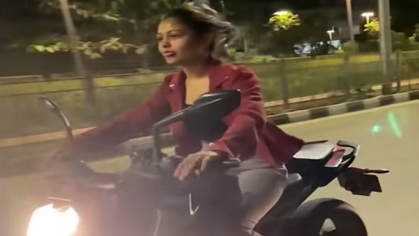 ಬೈಕ್ ಸ್ಟಂಟ್ ಮಾಡಿದ ಯುವತಿ ವಿರುದ್ಧ ಕ್ರಮ ಕೈಗೊಂಡ ಪೊಲೀಸರು