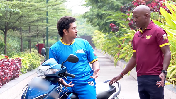 ರಸ್ತೆ ಸುರಕ್ಷತೆ ವೀಡಿಯೊದಲ್ಲಿ ಕಾಣಿಸಿಕೊಂಡ ಕ್ರಿಕೆಟ್ ದಿಗ್ಗಜರು