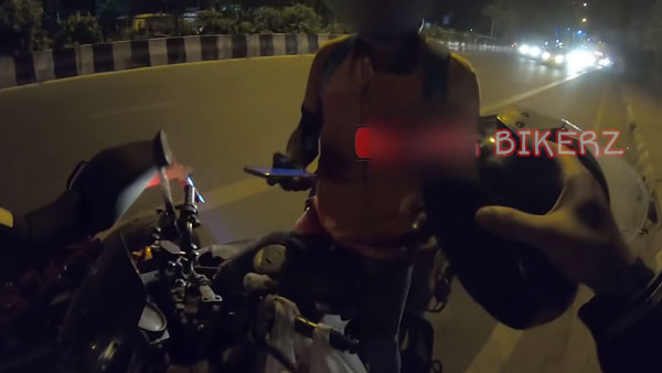 ಮಧ್ಯ ರಾತ್ರಿಯಲ್ಲಿ ಸ್ವಿಗ್ಗಿ ಡೆಲಿವರಿ ಹುಡುಗನ ಪಾಲಿಗೆ ಆಪದ್ಭಾಂದವನಾದ ಕೆಟಿಎಂ ಬೈಕ್ ಸವಾರ