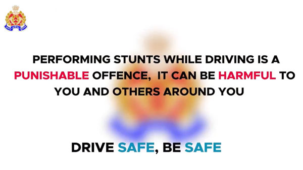ಚಲಿಸುವ ಸ್ಕಾರ್ಪಿಯೋ ಕಾರಿನ ಮೇಲೆ ಸ್ಟಂಟ್ ಮಾಡಿ ಸಿಕ್ಕಿ ಬಿದ್ದ ರಾಜಕಾರಣಿ ಪುತ್ರ