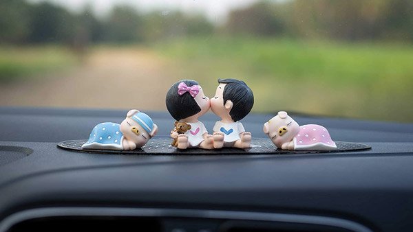 ಕಾರಿನೊಳಗೆ ಅಲಂಕಾರಿಕ ವಸ್ತುಗಳಿಡುವುದನ್ನು ನಿಷೇಧಿಸಿದ ಸರ್ಕಾರ